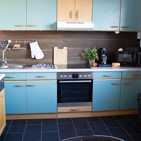 Prize Kueche Balkon Parken Netflix 5 Personen * لونه