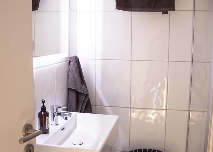 Prize Kueche Balkon Parken Netflix 5 Personen Appartement *