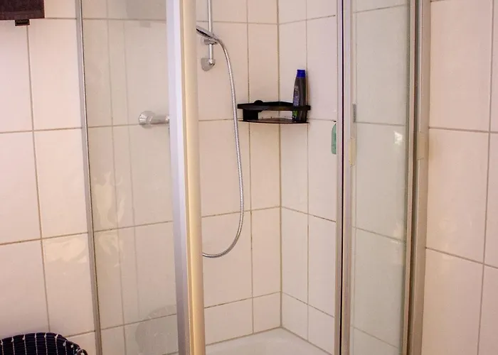 Prize Kueche Balkon Parken Netflix 5 Personen * Lohne (North Rhine-Westphalia)